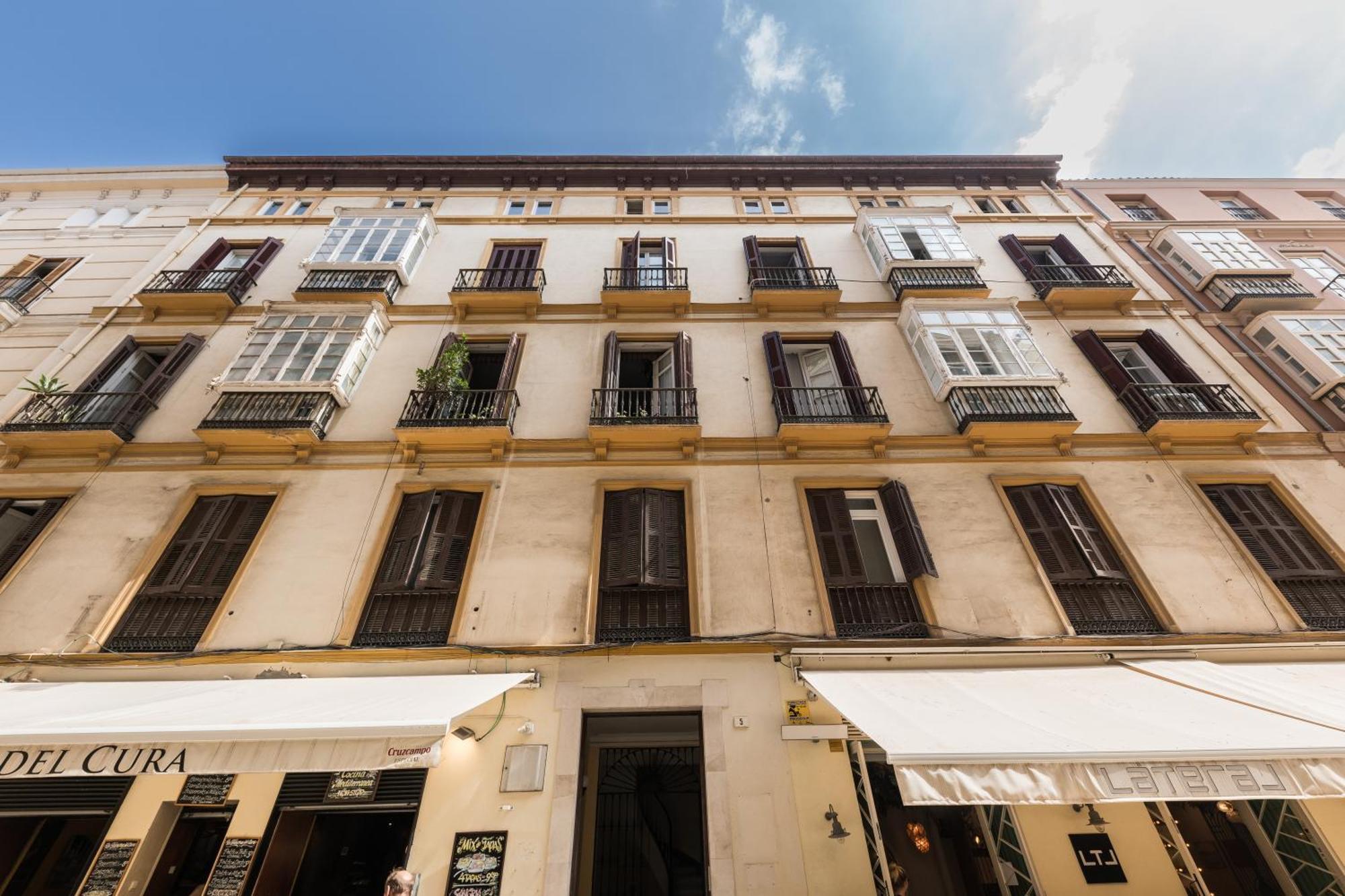 Homeclub Malaga Apartment Exterior foto